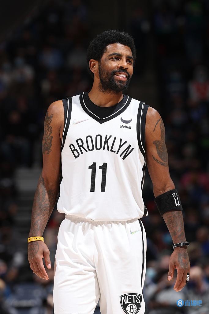 次停顿里被 次停顿里被