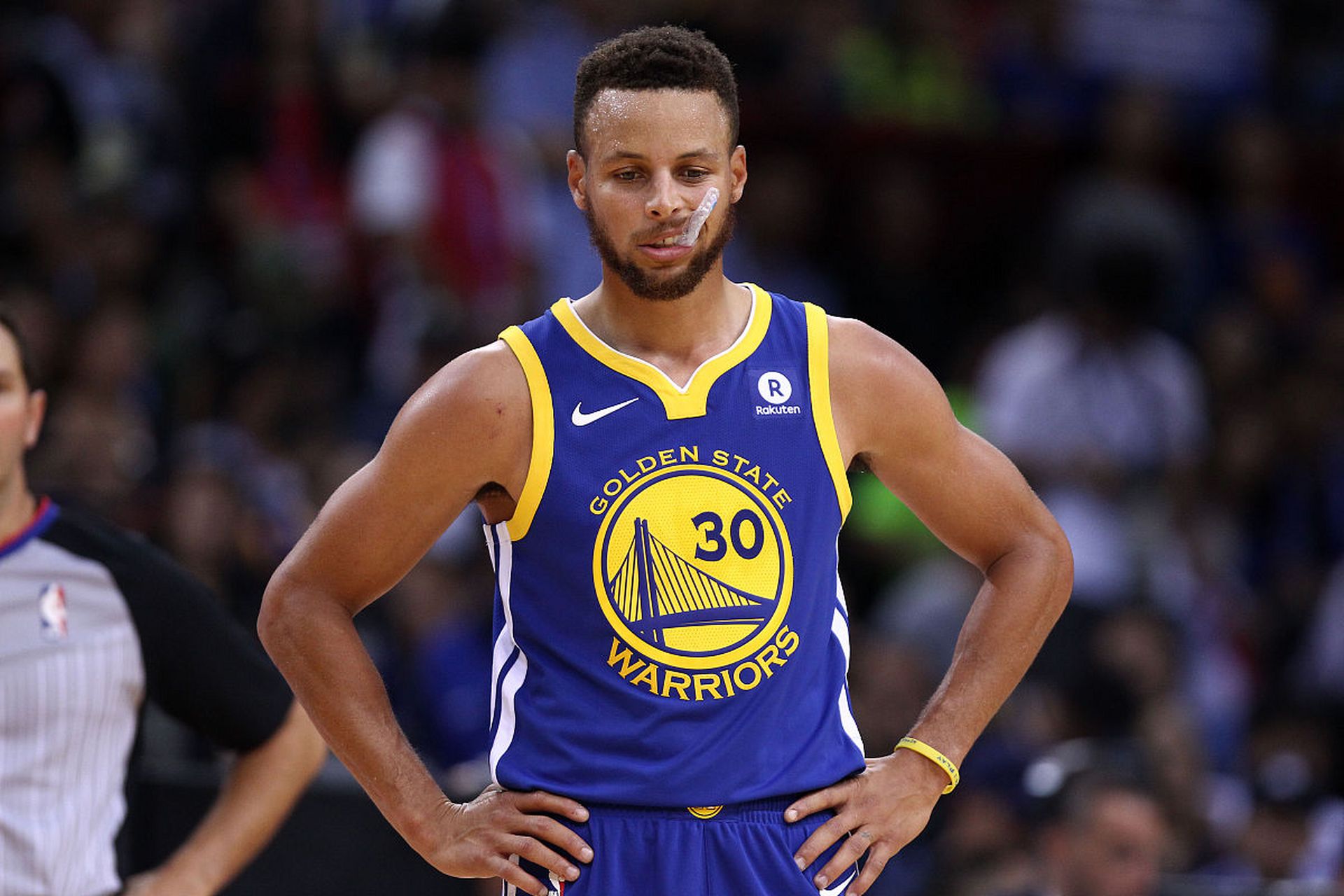 强碰强吃 强碰强吃